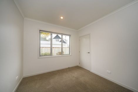 Photo of property in 4 Montgomery Terrace, Hokowhitu, Palmerston North, 4410