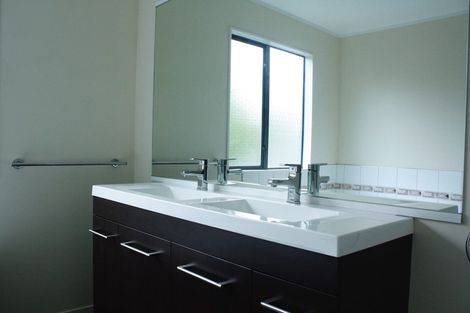 Photo of property in 8 Tiffany Close, Totara Park, Auckland, 2019