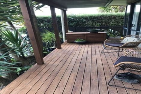 Photo of property in 3 Amberly Rise, Helensville, 0800