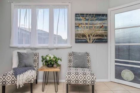 Photo of property in 1/15 Elizabeth Street, Papakura, 2110