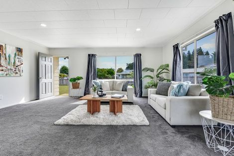 Photo of property in 56 Balmerino Crescent, Pukete, Hamilton, 3200