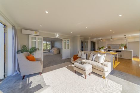 Photo of property in 94 Glenstrae Road, Redcliffs, Christchurch, 8081