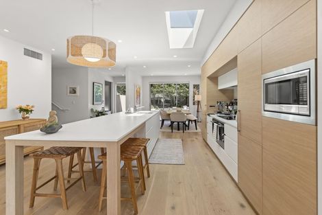 Photo of property in 49b Mcdougall Avenue, St Albans, Christchurch, 8014