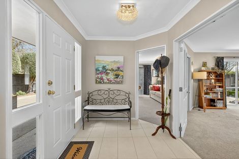 Photo of property in 8 Avon Gate, Russley, Christchurch, 8042