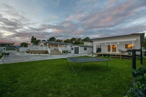 Photo of property in 30 Uenuku Avenue, Raglan, 3225