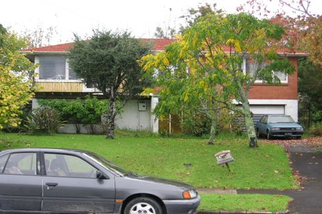 Photo of property in 120 Tiraumea Drive, Pakuranga, Auckland, 2010