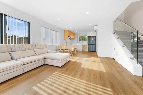 Photo of property in 1/2 Dolphin Street, Pakuranga, Auckland, 2010