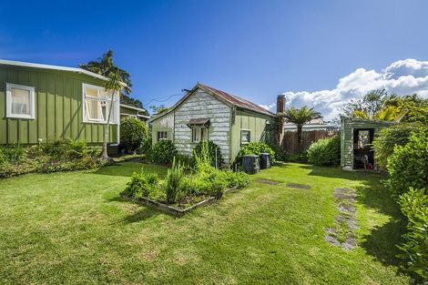 Photo of property in 16 David Street, Bayswater, Auckland, 0622