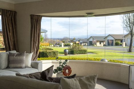 Photo of property in 32 Cody Crescent, Lansdowne, Masterton, 5810