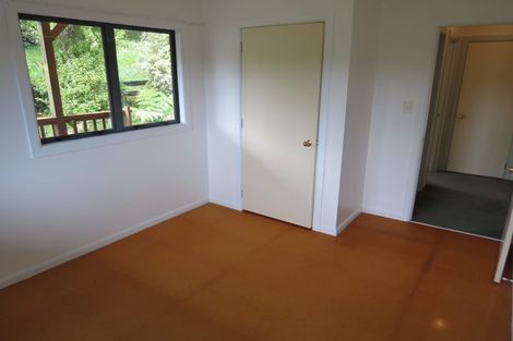 Photo of property in 27 Taurua Place, Coromandel, 3506