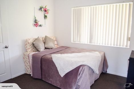 Photo of property in 8 Sid Place, Mangere, Auckland, 2022