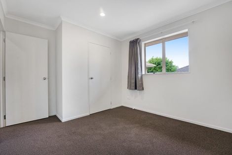 Photo of property in 10a Cade Place, Weymouth, Auckland, 2103