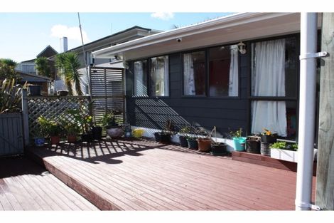 Photo of property in 61 Tarewa Road, Morningside, Whangarei, 0110
