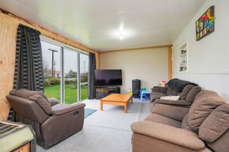 Photo of property in 17 George Street, Otautau, 9610