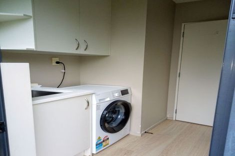 Photo of property in 1 Knight Street, Oxford, 7430