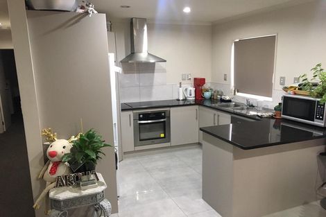 Photo of property in 41c Kelvin Road, Papakura, 2110