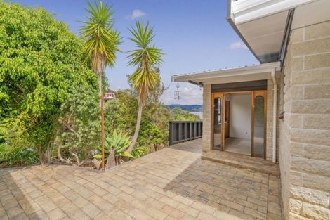Photo of property in 4 Pohutukawa Grove, Whitianga, 3510