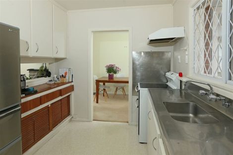 Photo of property in 56 Stottholm Road, Titirangi, Auckland, 0604