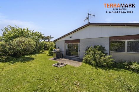Photo of property in 61a Callender Terrace, Paraparaumu Beach, Paraparaumu, 5032