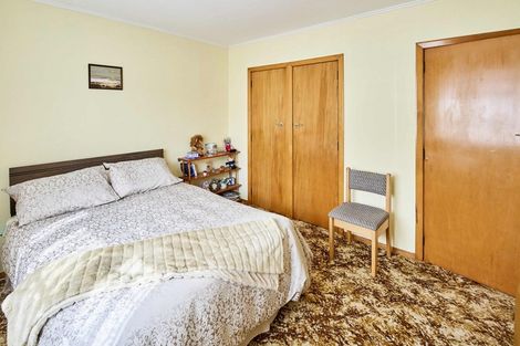 Photo of property in 1 Rosina Street, Clouston Park, Upper Hutt, 5018