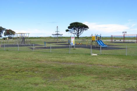 Photo of property in 11 Elley Drive, Carters Beach, Westport, 7825