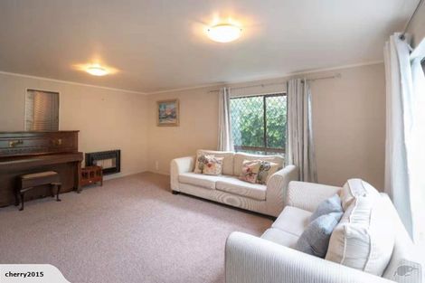 Photo of property in 10 Tio Tio Road, Miramar, Wellington, 6022