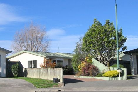 Photo of property in 23 Bucksburn Place, Greenmeadows, Napier, 4112