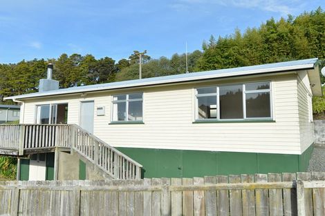 Photo of property in 13 Willow Place, Horahora, Whangarei, 0110