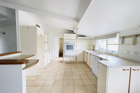 Photo of property in 13 Lismore Place, Papatoetoe, Auckland, 2025