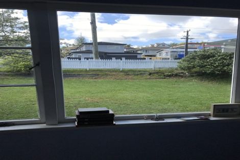 Photo of property in 27 Rogan Street, Mount Roskill, Auckland, 1041