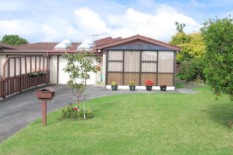 Photo of property in 6b Ursula Place, Half Moon Bay, Auckland, 2012