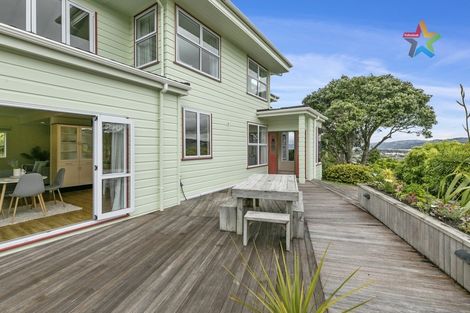 Photo of property in 32a Woodvale Grove, Fairfield, Lower Hutt, 5011