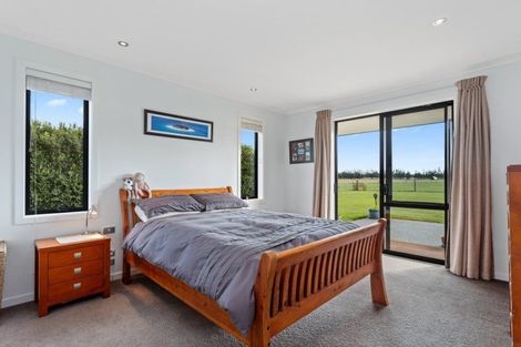 Photo of property in 77 Round Hill Road, Loburn, Rangiora, 7472