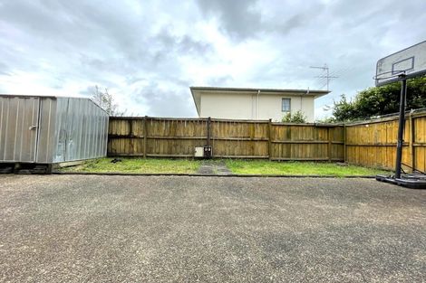 Photo of property in 40 Lilybank Crescent, East Tamaki, Auckland, 2013