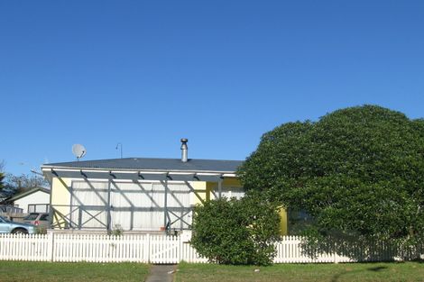 Photo of property in 3 Linwood Drive, Paraparaumu, 5032