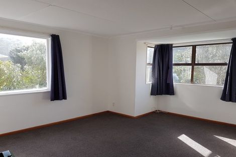 Photo of property in 138 Rangituhi Crescent, Takapuwahia, Porirua, 5022