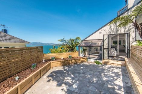 Photo of property in 33 Homebush Road, Khandallah, Wellington, 6035