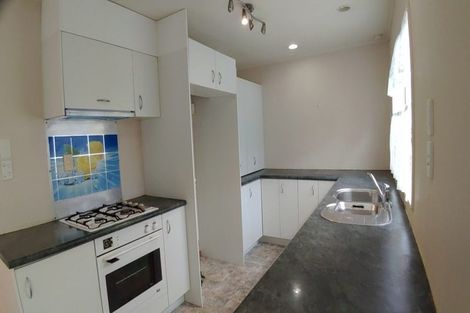 Photo of property in 10 Granville Drive, Massey, Auckland, 0614