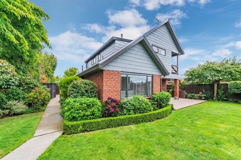 Photo of property in 34 Royleen Street, Casebrook, Christchurch, 8051