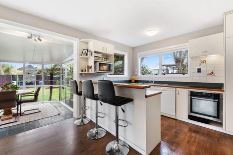 Photo of property in 103 Warren Crescent, Hillmorton, Christchurch, 8025