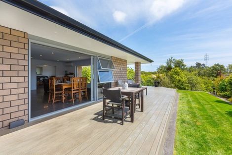 Photo of property in 11 Settlers Close, Whalers Gate, New Plymouth, 4310