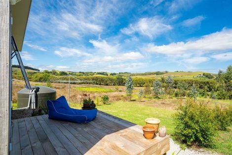 Photo of property in 75a Rangiora Road, Kaiwaka, 0573