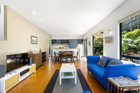 Photo of property in 2/701 Great North Road, Grey Lynn, Auckland, 1021