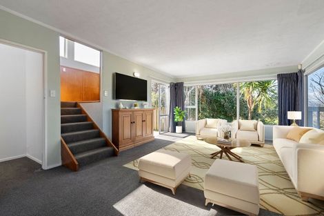 Photo of property in 1 Fyvie Avenue, Tawa, Wellington, 5028