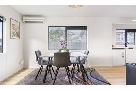 Photo of property in 39 Hutton Street, Otahuhu, Auckland, 1062