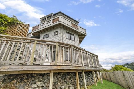 Photo of property in 98 View Road, Houghton Bay, Wellington, 6023