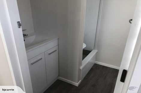 Photo of property in 12-14 Hinau Place, Cloverlea, Palmerston North, 4412