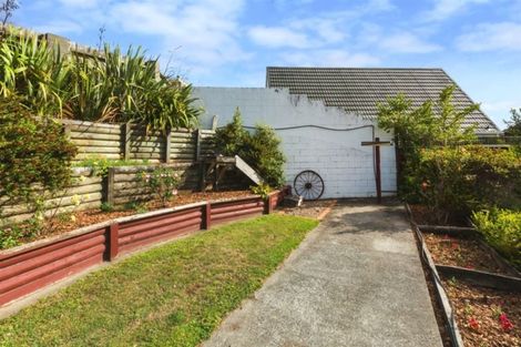 Photo of property in 129 Pope Street, Camborne, Porirua, 5026