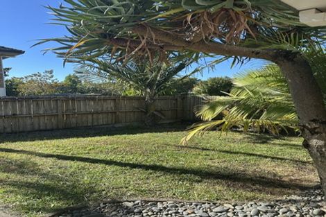 Photo of property in 2/16 Belgate Place, Somerville, Auckland, 2014