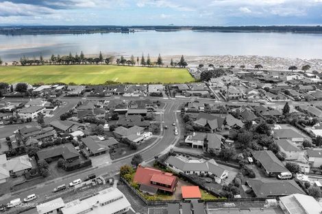 Photo of property in 32 Clivedene Street, Matua, Tauranga, 3110